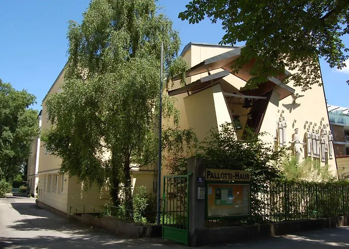 מלון Garni "das Pallottihaus Wien" *